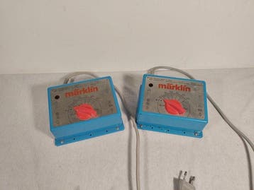 Märklin H0 - 6631 - Omvormer (2) - 2x 30 VA, regelbaar,, Nieuw