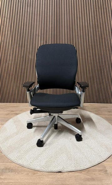Refurbished Steelcase Leap V2 Platinum, Huis en Inrichting, Bureaustoelen, Verzenden, Zwart, Zo goed als nieuw, Bureaustoel