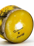 Daum - Vaas - Polychroom cameo-glas - Zoutstel in een mand, Antiquités & Art