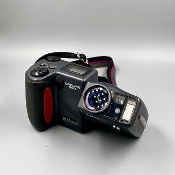 Nikon COOLPIX 990 Digitale camera