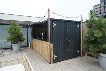Metalen buitenbar voor in de tuin of op de vereniging!