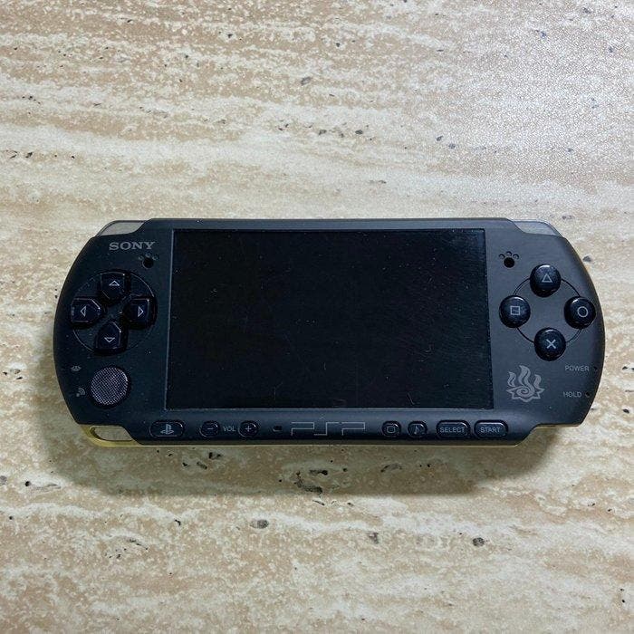 Sony - PSP 3000 - Sony PSP 3000 Monster Hunter Portable 3rd, Games en Spelcomputers, Spelcomputers | Overige Accessoires