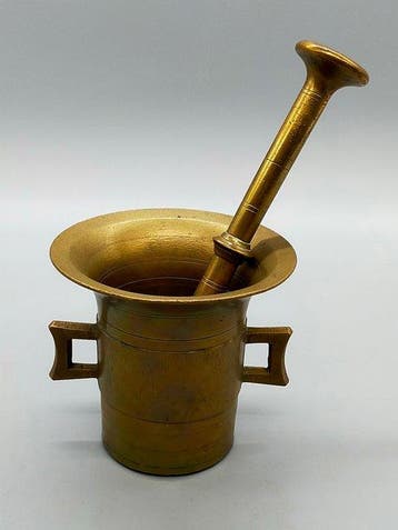 Mortier - Antique mortier en laiton avec pilon - Laiton