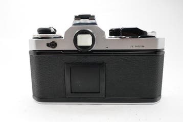 Nikon FE with NIKKOR-S.C AUTO 50mm F1.4 Single lens reflex, Nieuw