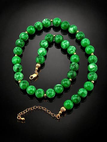 Nefriet kralenketting - groene ronde edelstenen -, Verzamelen