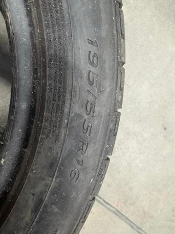 Band #22: Dunlop 195/55 R16 87V, Autos : Pièces & Accessoires, Pneus & Jantes, Ophalen, Band(en)