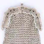 J.C. van der Ree - Beugelbeursje Maliënkolder -