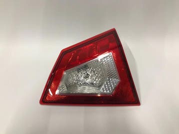 Suzuki Vitara III 15-18 achterlicht rechts binnen Europa, Verzenden, Gebruikt