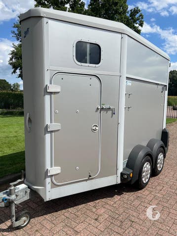 Mooie Ifor Williams 1,5 Paards! Met zadelkamer!, Ophalen, 1½-paards trailer