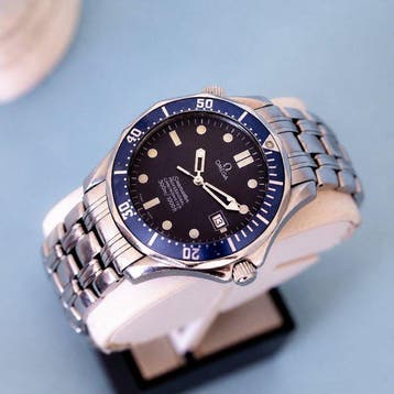 Omega - Seamaster Professional 300M Chronometer James Bond