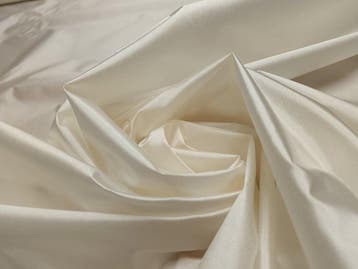 Tafeta van zuivere zijde E 739 Maat 5. 50×1,50 m - Textiel -