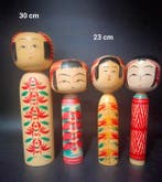 Beeldje (9) - Negen traditionele kokeshi in verschillende