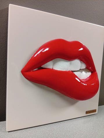 Brother X - Red lip gloss ( matt white edition ), Antiek en Kunst
