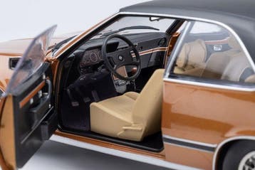 Touring Modelcars 1:18 - Voiture miniature - Opel Commodore