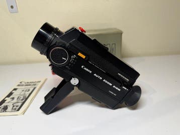 Canon AUTO ZOOM 318M Super8 camera