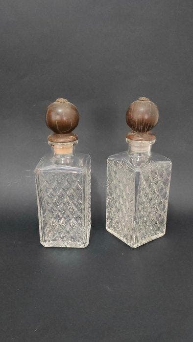 Tantalus - Bouteille (2) - Decanter - Verre, Bois, Antiquités & Art, Curiosités & Brocante