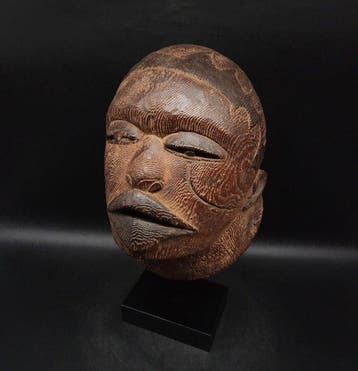 Prachtig masker - Makondé - Mozambique (Zonder minimumprijs)