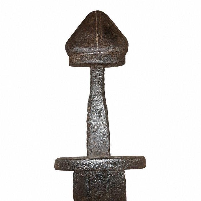 Viking periode IJzer Vikingszwaard - 89.8 cm, Verzamelen, Mineralen en Fossielen