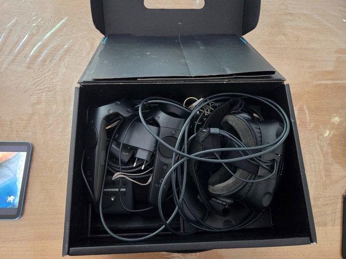 Vive HTC VR Headset complete with games - Vive VR Headset -, Consoles de jeu & Jeux vidéo, Consoles de jeu | Accessoires Autre