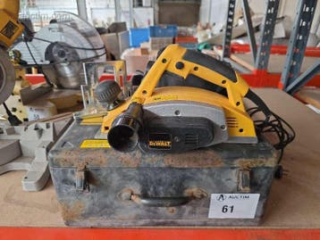 Schaafmachine DeWalt DW678, Ophalen
