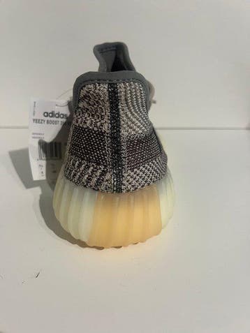 Adidas - Yeezy Boost 350 V2 Zyon - Sneakers - Maat: EU 41 -