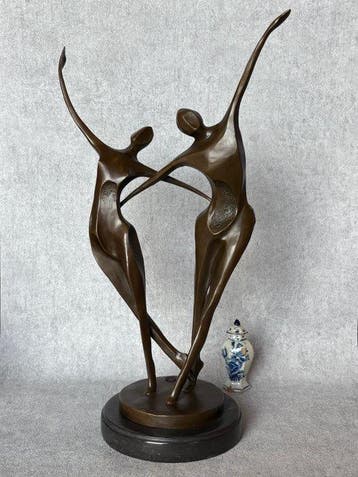 Statue, Gelukkig koppel. Naar: Milo 48 cm - 48 cm - Bronze,