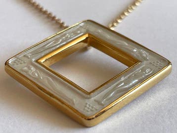 René Lalique - “Losanges” (boîte) - Doré à l’or, Cristal -