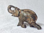 Pierre Chenet (XX-XXI) - sculptuur, LElephant a la trompe