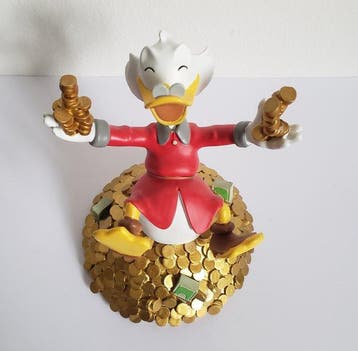 Uncle Scrooge - Siitting inside a hill of money - 1 Beeldje, Verzamelen, Nieuw