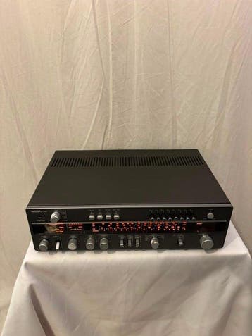 Wega - R 3141 Solid state stereo receiver, Nieuw