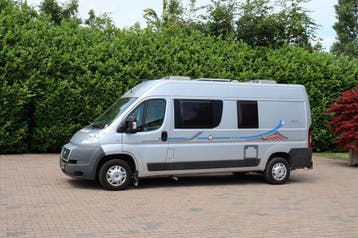 Veiling: Mobilhome Camper Adria Mobil Adriatik Diesel 120pk, Caravans en Kamperen, Mobilhomes