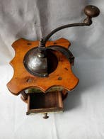 Peugeot - Koffiemolen - Hout en ijzer