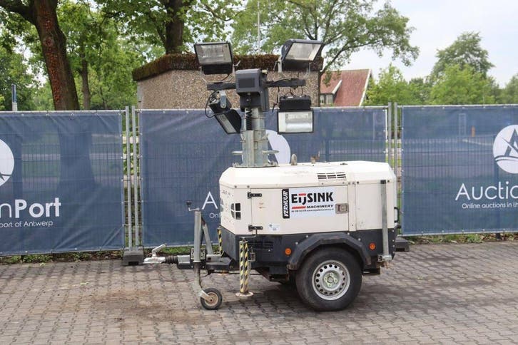 Veiling: Lichtmast Generac VB-9 D Diesel, Doe-het-zelf en Bouw, Bouwverlichting, Ophalen