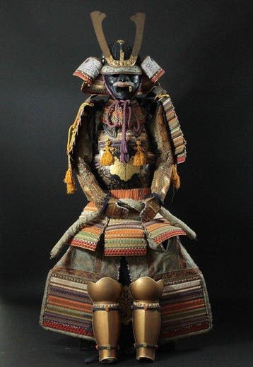 Harnas - Japan - Levensgrote samurai-pantserset –