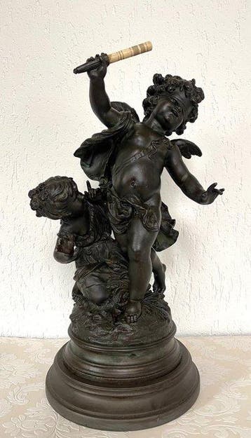 Auguste Moreau (1834 - 1917) - sculptuur, Engel met, Antiek en Kunst