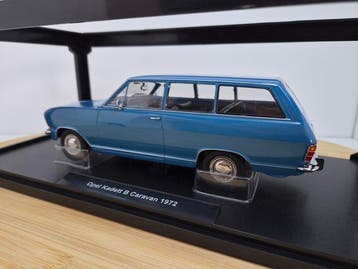 Touring Models 1:18 - Voiture miniature - Opel Kadett B