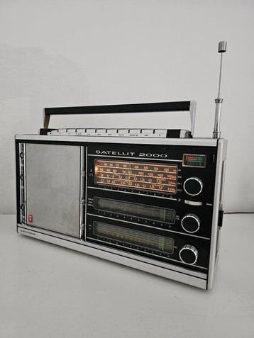 Grundig - Satellit 2000 Portable Wereldradio, Nieuw