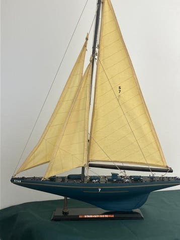 Objets maritimes - zeiljacht Star uit Sete (Fr) - Bois,
