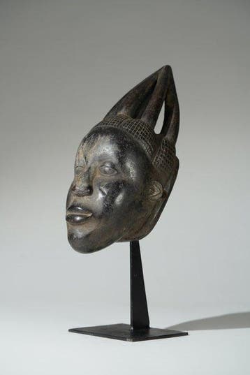 Een houten masker - Agni - Ivoorkust (Zonder minimumprijs)