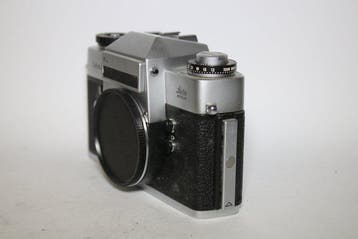 Leicaflex SL Single lens reflex camera (SLR)