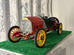 Pocher 1:8 - Modelauto - Alfa Romeo F2, Hobby en Vrije tijd, Nieuw