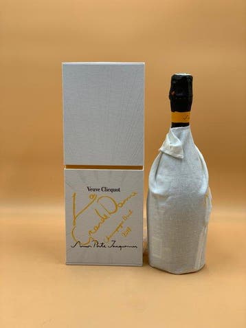 2018 Veuve Clicquot, La Grande Dame par Simon Porte, Nieuw