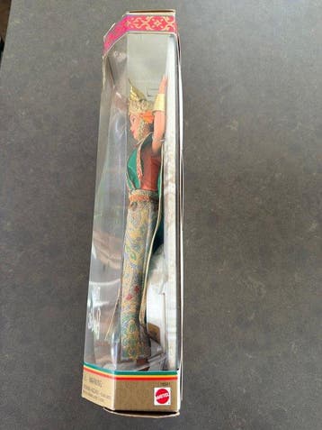 Mattel - Figurine - Thai Barbie - Plastique, Textile, Métal