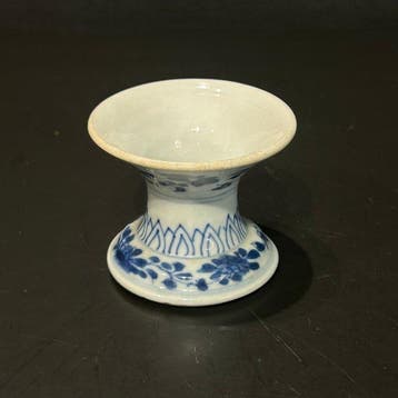 Zoutvat - Porselein - Kangxi zoutvaatje