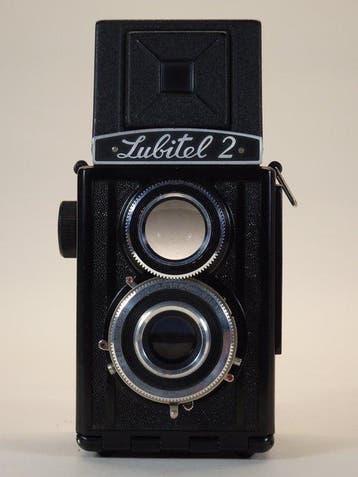 GOMZ Lubitel 2 Analoge camera