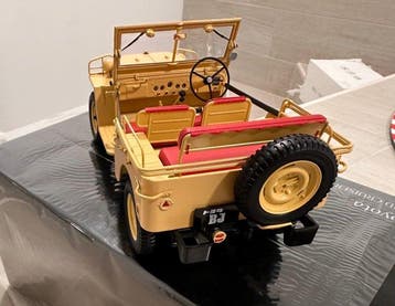 Kyosho 1:18 - Modelauto - Toyota BJ, Nieuw