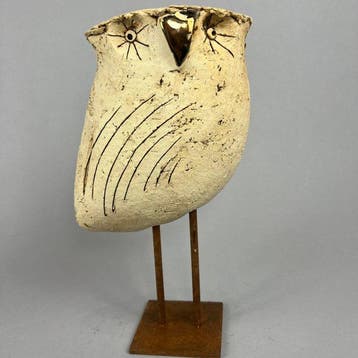 Ewa Budzowska - sculptuur, big -OWL- decorated by 24 carat