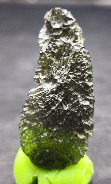 Moldaviet uit Chlum, Zuid-Bohemen - Hoogte: 38 mm - Breedte: