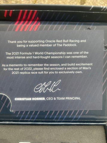 Red Bull Racing - Max Verstappen - Piece of replicasuit, Collections
