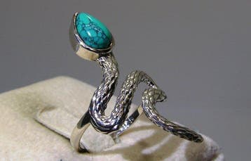 Turquoise ring - Hoogte: 33.6 mm - Breedte: 19.8 mm- 3.5 g -